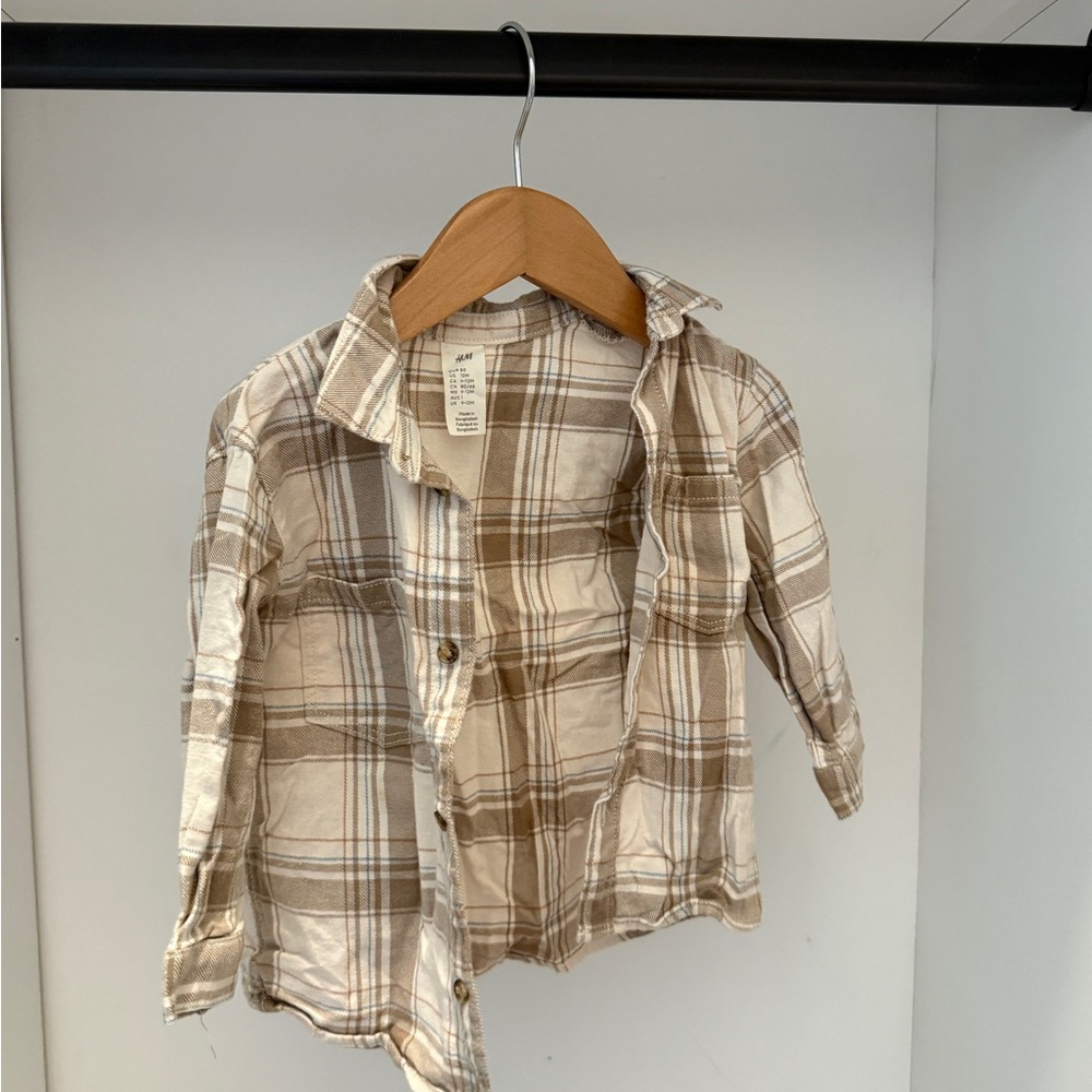 H&M Kids Plaid Button Down Shirt in Beige and White